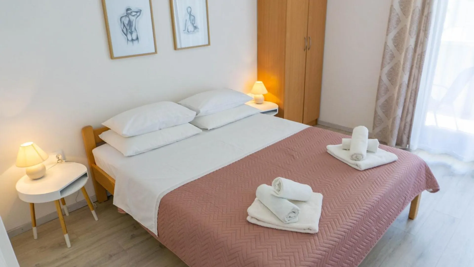 Apartments With A Parking Space Baska, Krk - 24097 Croatia